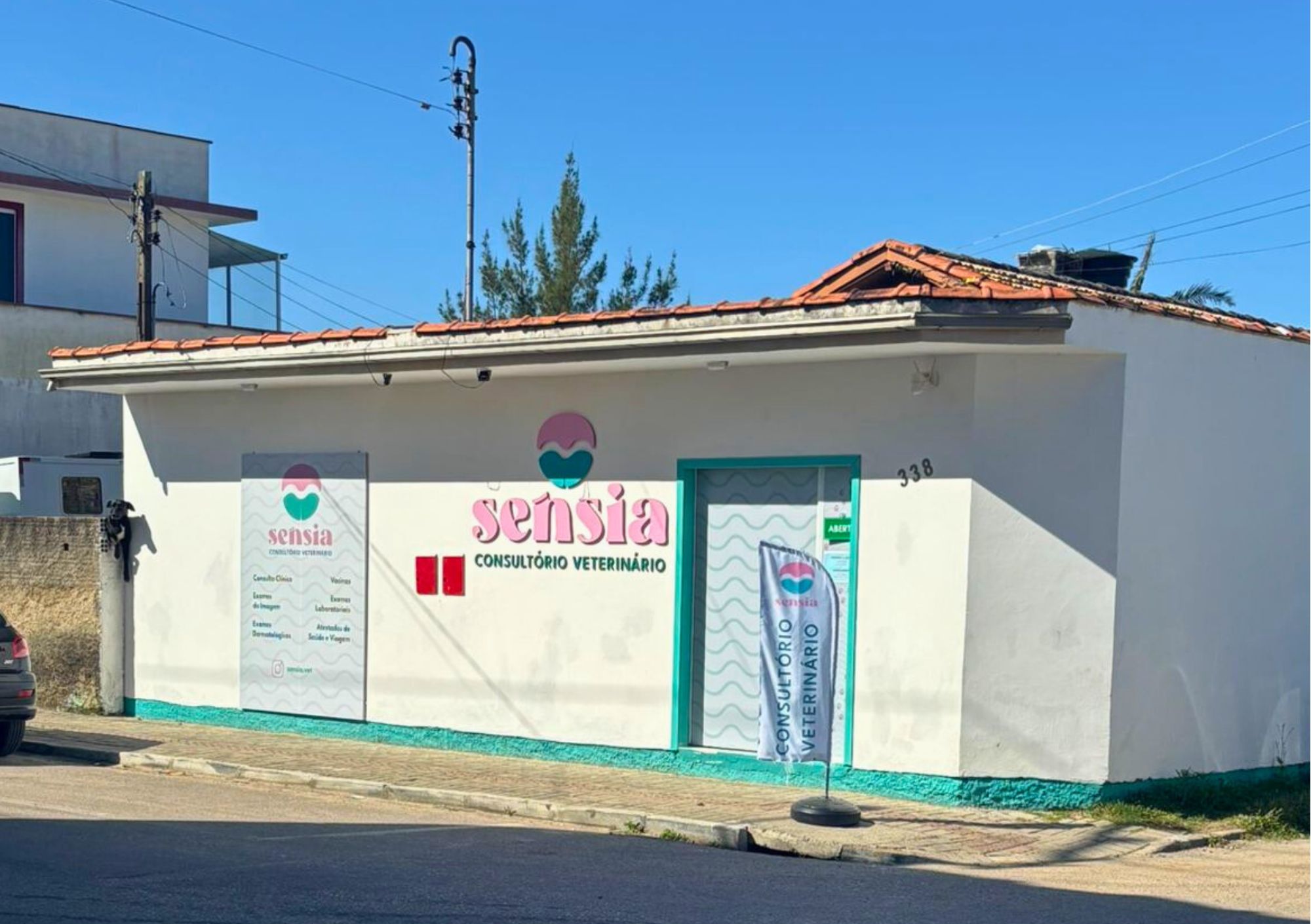 Fachada da Sensia Consultório Veterinário em Laguna